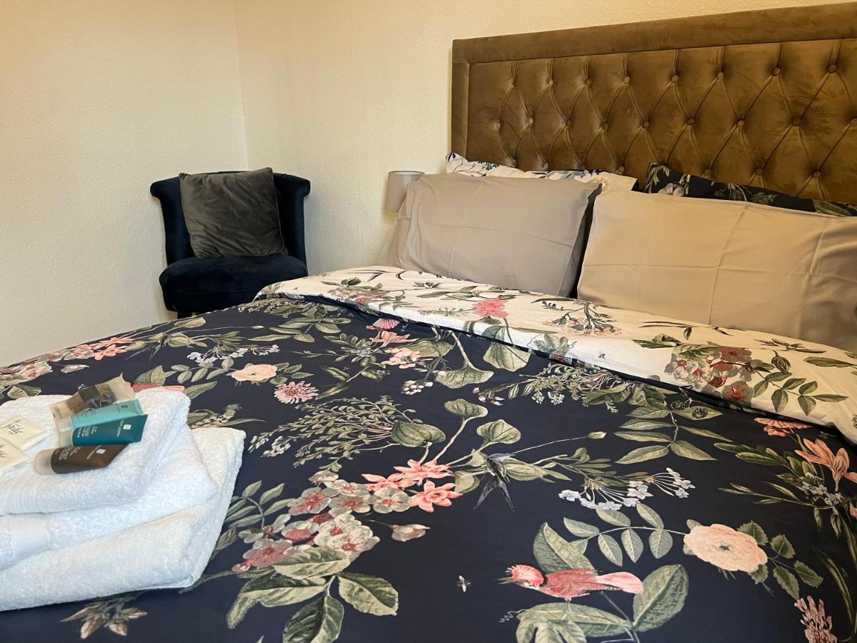 Grand Bleu - London - Next To Piccadilly Line Tube Station & Brand New Facilities Hotel Ngoại thất bức ảnh